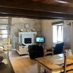 Les Roches Nyaraló *